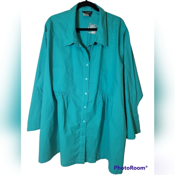 Ulla Popken Tops - NWOT- SHIRT- ULLA POPKEN- SIZE 28/30- GREEN